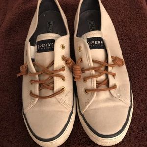 Canvas Sperry slip ons